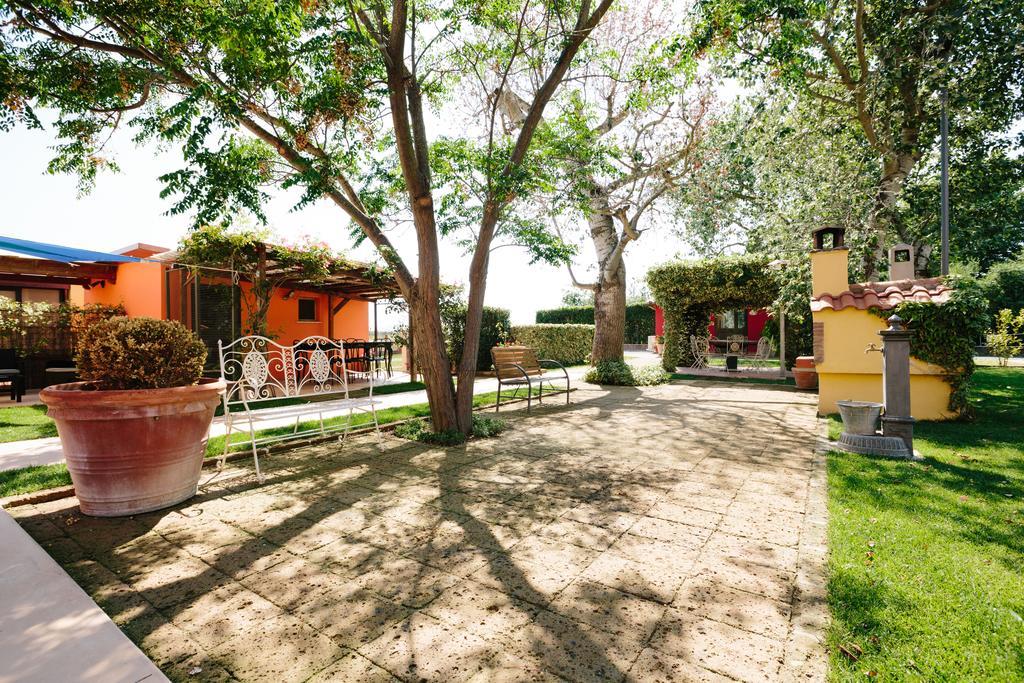 Country Resort Le Due Ruote Alberese Exterior photo